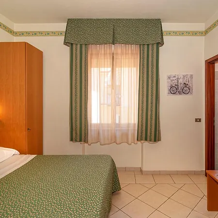 Hotel Mariani Lido di Camaiore Exterior photo